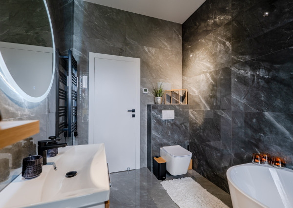 IBA U NÁS! Na predaj 3i štýlový byt v centre Čadce, 202m2