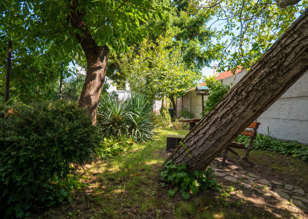 IBA U NÁS! Na predaj rodinný dom s garážou, Svätý Jur