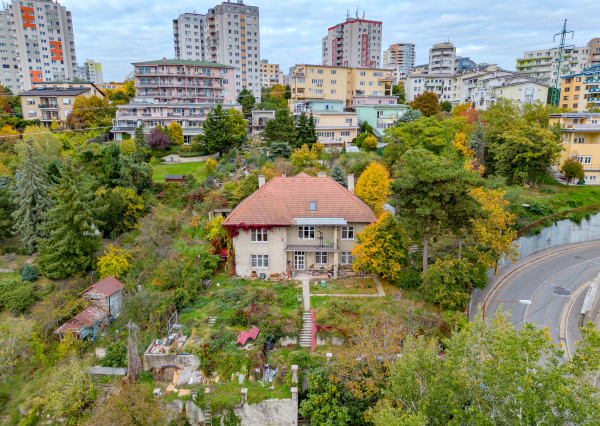 IBA U NÁS: Projekt vila / bytové domy, BA-Karlova Ves