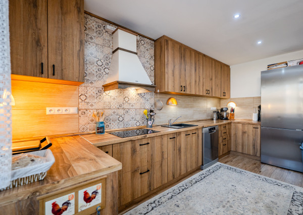 IBA U NÁS! Na predaj veľký 5i rod. dom v Kálnici 940m2,NMnV