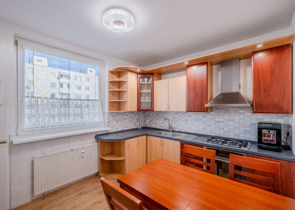 IBA U NÁS!Na predaj 3i byt po rekonšt, 67m2, Nové Mesto/V