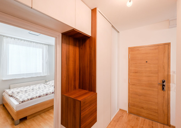 IBA U NÁS!Na predaj 3i byt po rekonšt, 67m2, Nové Mesto/V