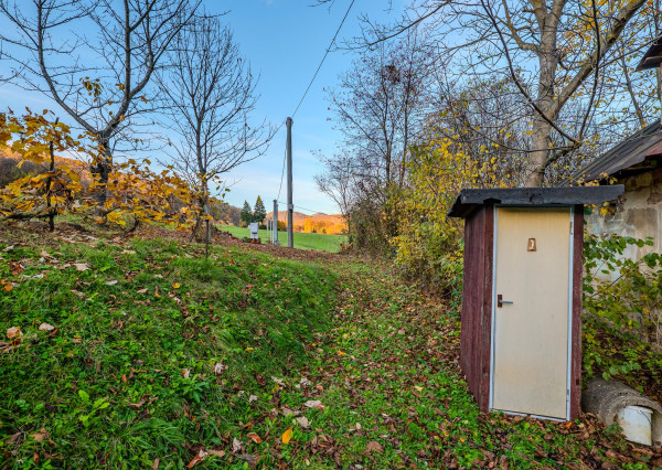 IBA U NÁS!Na predaj dom v krásnom prostredí, Haluzice, 775m2