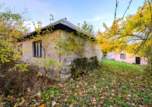 IBA U NÁS!Na predaj dom v krásnom prostredí, Haluzice, 775m2