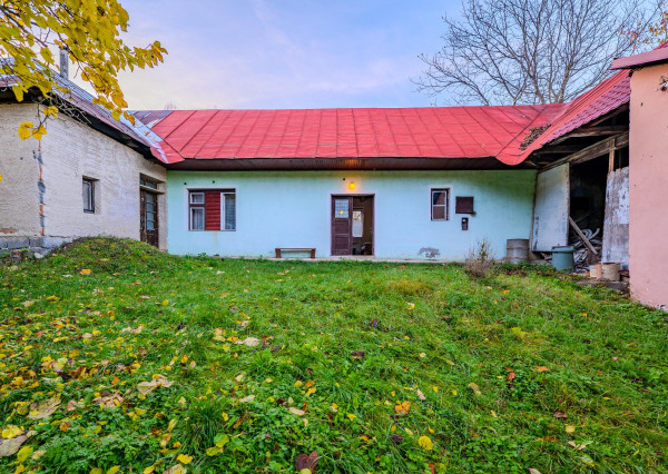 IBA U NÁS!Na predaj dom v krásnom prostredí, Haluzice, 775m2
