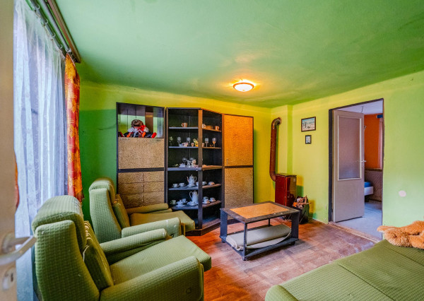 IBA U NÁS!Na predaj dom v krásnom prostredí, Haluzice, 775m2