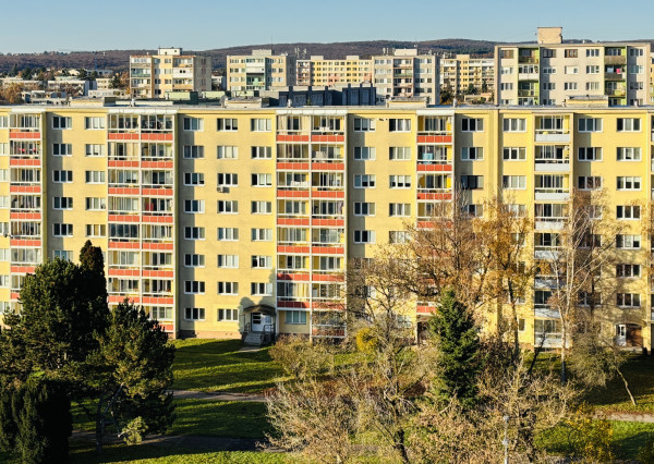 NA PREDAJ! 4 izbový byt, 80m2, loggia, Trieda SNP, Košice