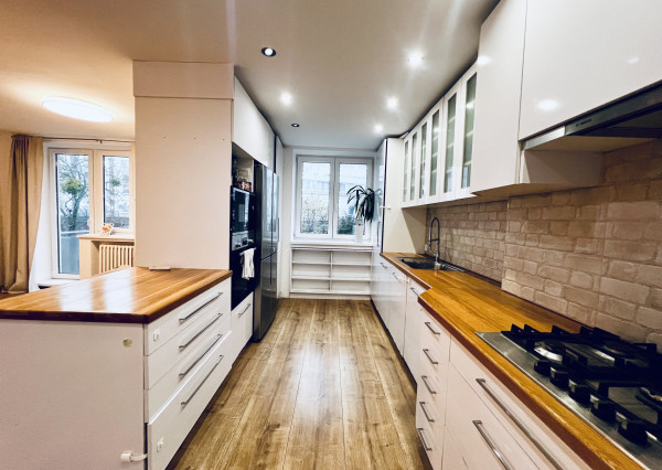 NA PREDAJ 3-izbový byt v srdci Starého Mesta–Sokolská ulica