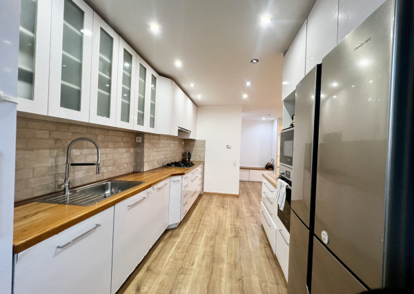 NA PREDAJ 3-izbový byt v srdci Starého Mesta–Sokolská ulica