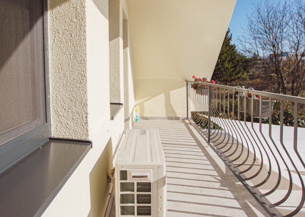 NA PREDAJ! Zrekonštruovaný rodinný dom v Ivanke pri Dunaji