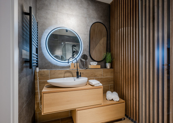 IBA U NÁS!Na predaj 3i dizajnový byt v centre Čadce, 166.5m2