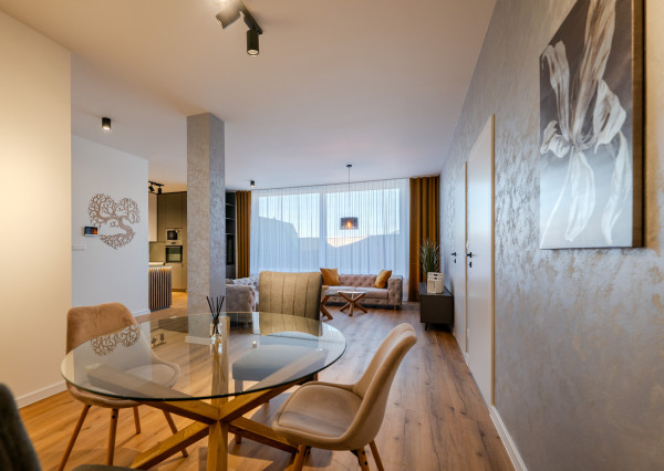 IBA U NÁS!Na predaj 3i dizajnový byt v centre Čadce, 166.5m2