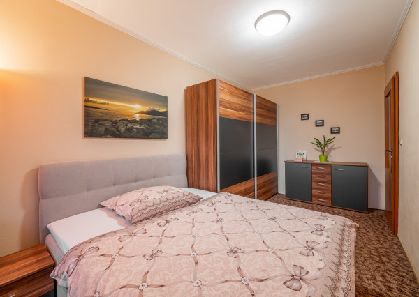 IBA U NÁS! 3 izbový byt KE-Západ 56 m2 s loggiou