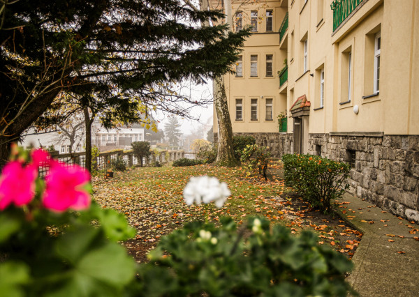IBA U NÁS! Staromestský 2i byt v pôv. stave,83 m², Holubyho.