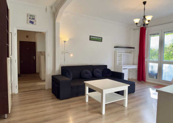 IBA U NÁS! Na prenájom 2,5 izbový byt, balkón, Račianska-BA