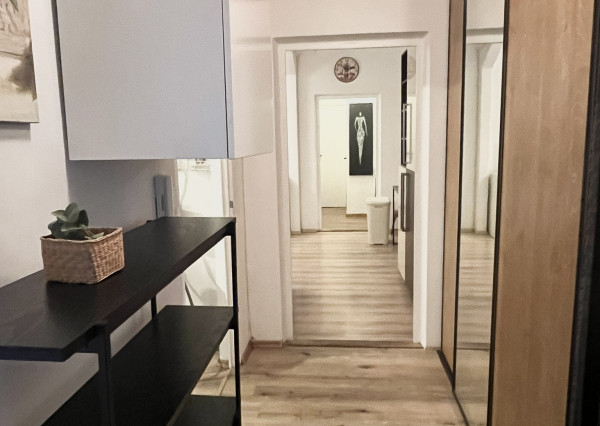 IBA U NÁS! Na prenájom 2,5 izbový byt, balkón, Račianska-BA