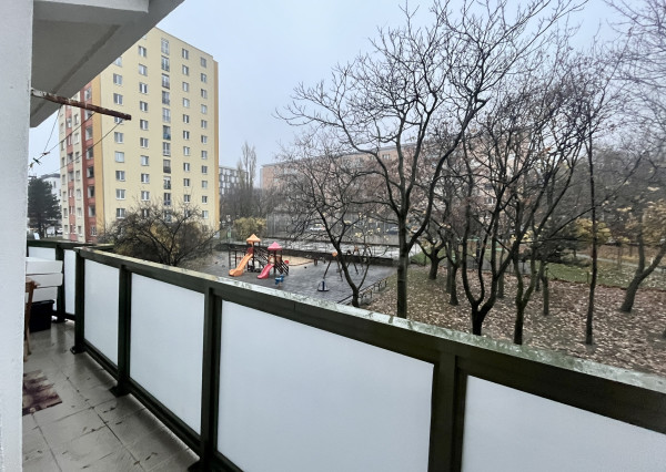 IBA U NÁS! Na prenájom 2,5 izbový byt, balkón, Račianska-BA