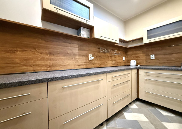 NA PREDAJ! Útulný 1,5 izbový byt, Terasa, Košice-Západ