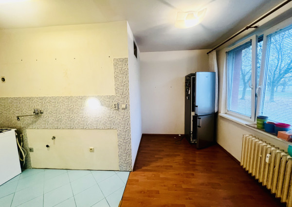 NA PREDAJ veľký 2-izbový byt v Petržalke, Vranovská ulica