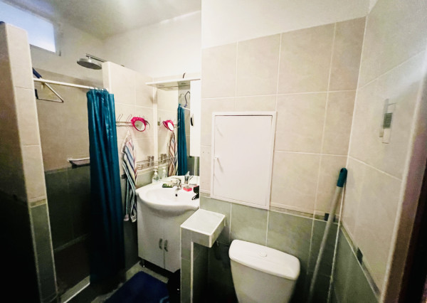 NA PREDAJ veľký 2-izbový byt v Petržalke, Vranovská ulica