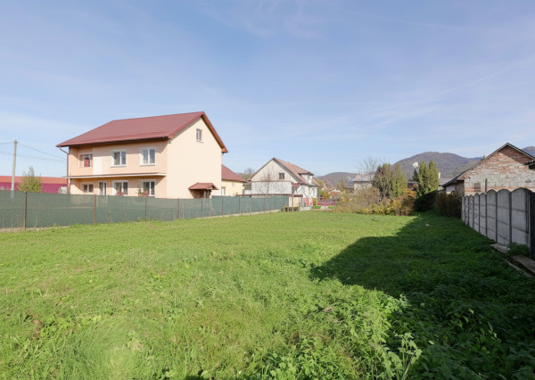 IBA U NÁS: Na predaj stavebný pozemok - 1460 m² v obci Mošovce