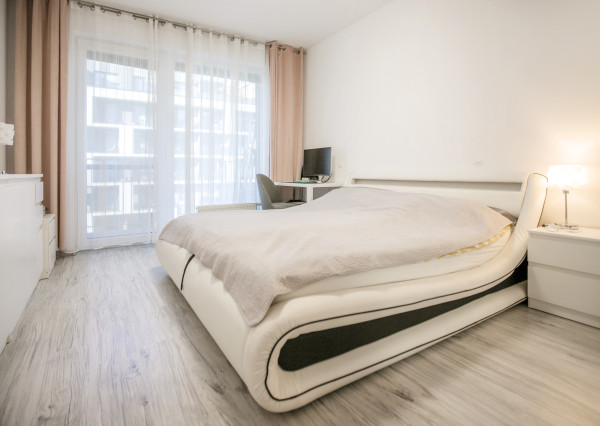 IBA U NÁS! Na predaj moderný 2-izbový byt, BA - Petržalka