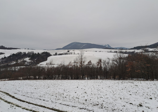 IBA U NÁS! Chalupa v prírode pod lesom - Kvašov,okres Púchov