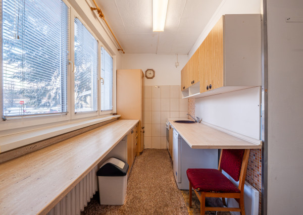 NA PREDAJ! 4 izbový byt 83,65m2, loggia, Trieda SNP, Košice