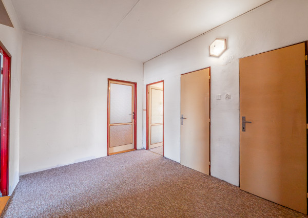 NA PREDAJ! 4 izbový byt 83,65m2, loggia, Trieda SNP, Košice