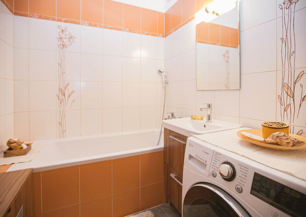 IBA U NÁS! 3-izbový zariadený byt, Dlhé diely, Bratislava