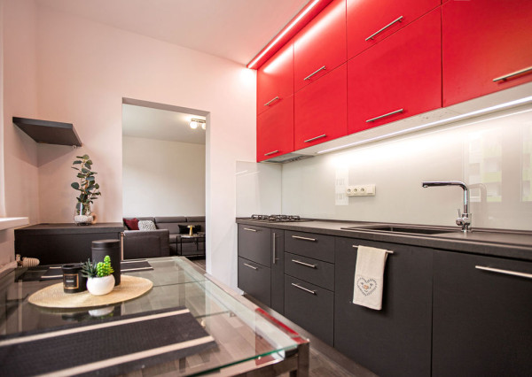 IBA U NÁS! 3-izbový zariadený byt, Dlhé diely, Bratislava