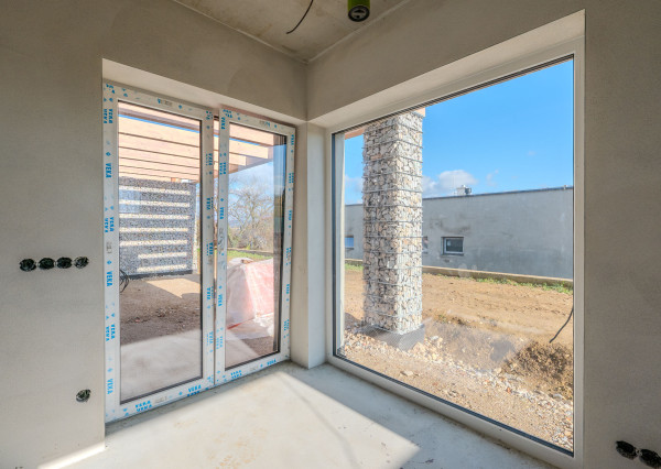 PRIPRAVUJEME! Na predaj 4i dom - novostavbu, Dvorec, 562m2