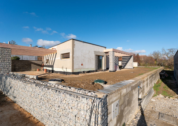 PRIPRAVUJEME! Na predaj 4i dom - novostavbu, Dvorec, 562m2