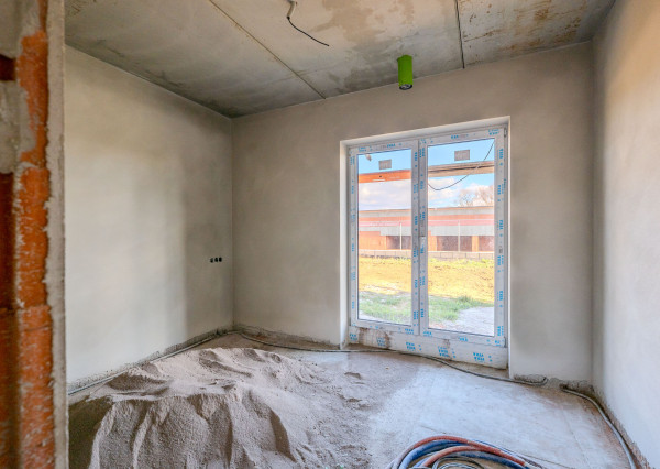 PRIPRAVUJEME! Na predaj 4i rodinný dom, Dvorec, 572m2, BNB