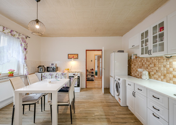 IBA U NÁS! 4i rodinný dom s atmosférou ,120 m2, Višňové NMnV