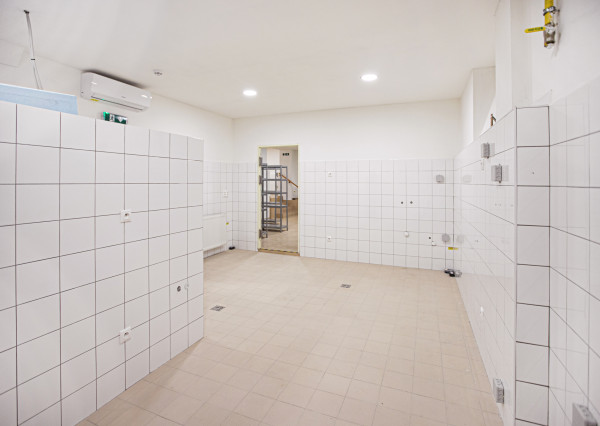 IBA U NÁS unikátny priestor– ideálne gastro, vinotéka, fitnes