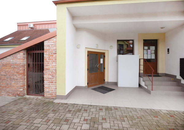 IBA U NÁS unikátny priestor– ideálne gastro, vinotéka, fitnes