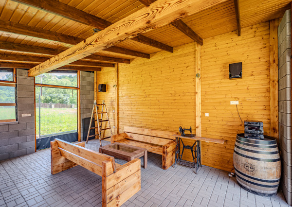 IBA U NÁS! Na predaj štýlový 5 - izbový rodinný dom - Horný Vadičov, okres Kysucké Nové Mesto