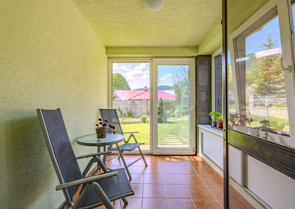 IBA U NÁS! Na predaj štýlový 5 - izbový rodinný dom - Horný Vadičov, okres Kysucké Nové Mesto