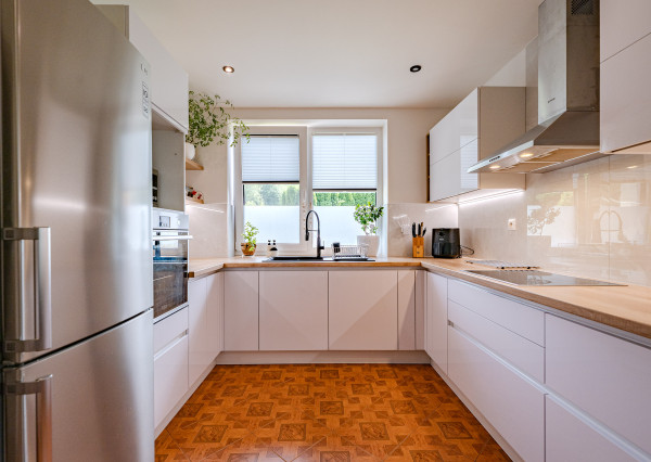 IBA U NÁS! Na predaj štýlový 5 - izbový rodinný dom - Horný Vadičov, okres Kysucké Nové Mesto