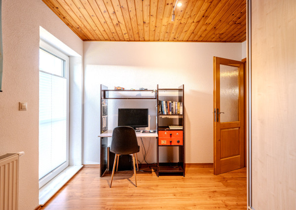 IBA U NÁS! Na predaj štýlový 5 - izbový rodinný dom - Horný Vadičov, okres Kysucké Nové Mesto