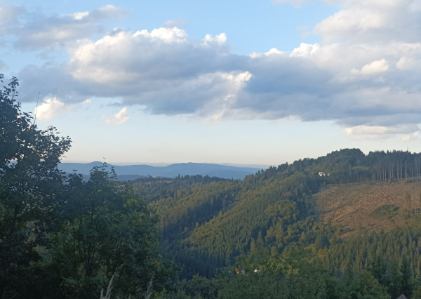 IBA U NÁS! NA PREDAJ romantická drevenica s výhľadmi-Dlhá nad Kysucou, okres Čadca