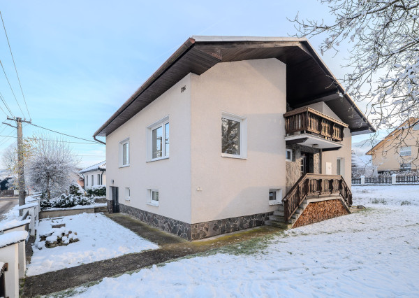 IBA U NÁS  Na predaj rodinný dom v obci Ďurčiná, 762 m2