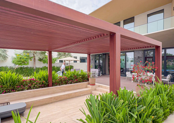 IBA U NÁS!Na predaj luxusná rodinná vila v Dubaji, SAE