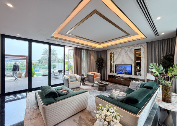 IBA U NÁS!Na predaj luxusná rodinná vila v Dubaji, SAE