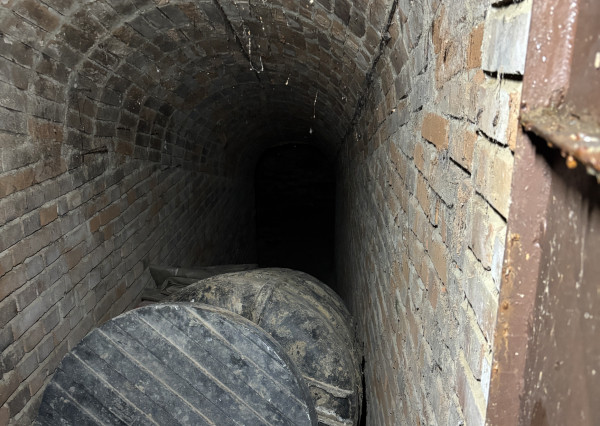 IBA U NÁS! Chata, vinohrad s viničom, Bátorové Kosihy