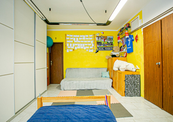 IBA U NÁS! Na predaj 4i byt v TN, Hodžova ul. Sihoť1, 99m2