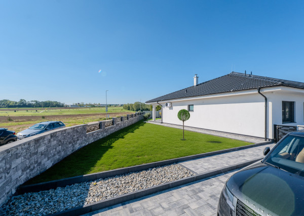 IBA U NÁS! Na predaj 4i dom-novostavba, 513m2, Lužianky