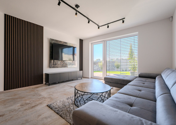 IBA U NÁS! Na predaj 4i dom-novostavba, 513m2, Lužianky