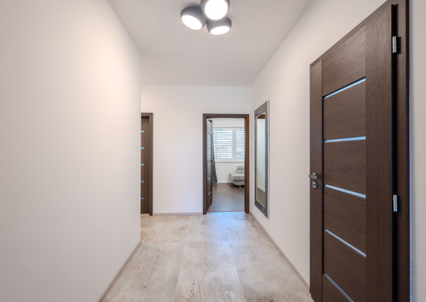 IBA U NÁS! Na predaj 4i dom-novostavba, 513m2, Lužianky